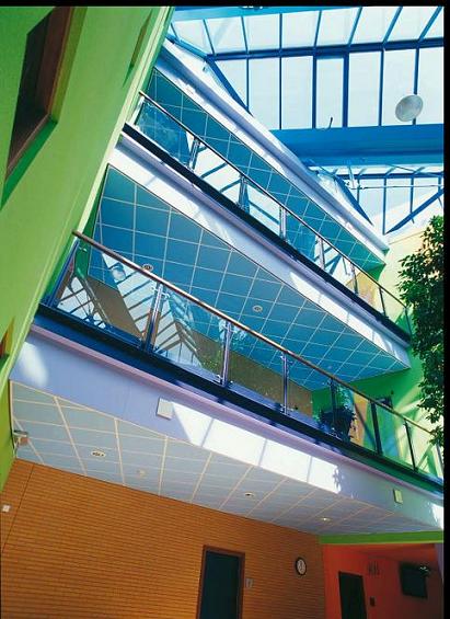 Цветные панели Polar Colour подвесного потолка Rockfon